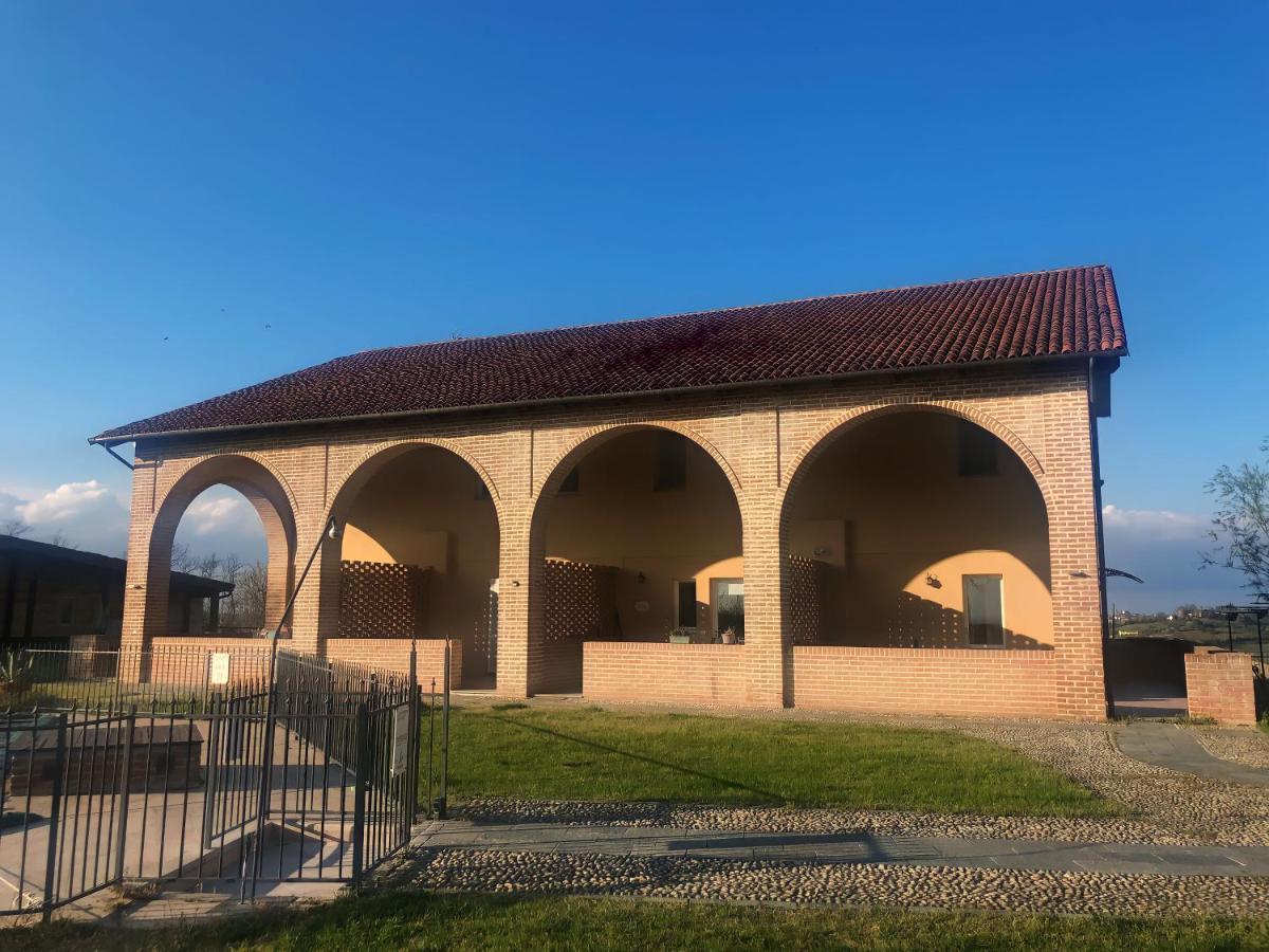 Villetta Rosso Rubino Vignale Monferrato ภายนอก รูปภาพ